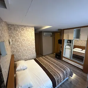Bc Burhan Cacan & & Cafe Hotell Istanbul